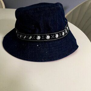 Levis Felix the cat Denim Bucket hat- Blue Denim - Size medium m/f